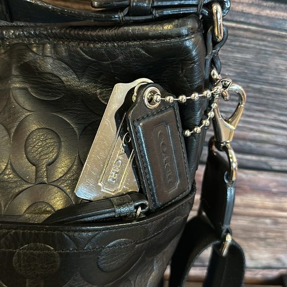 Coach Black Op Art Leather Crossbody Satchel Messenger Bag with Tote Handle! - Picture 3 of 12